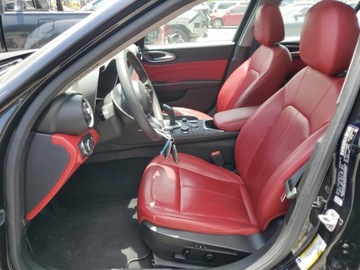 Alfa Romeo Giulia II Sedan Facelifting 2.0 Turbo 280KM 2020 Alfa Romeo Giulia 2020 2.0l 2.0 Benzyna 280KM, zdjęcie 7