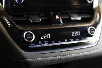 Toyota Corolla XII Hatchback 1.8 Hybrid 122KM 2022 Toyota Corolla 1.8 Hybrid Comfort Tech 1.8 Hybryda 122KM, zdjęcie 18