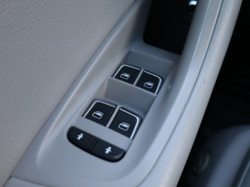 Audi A6 C7 Avant Facelifting 2.0 TDI ultra 190KM 2016 Audi A6 2.0 TDI, 187 KM, Skóra, Xenon, Bi-Xenon, zdjęcie 15