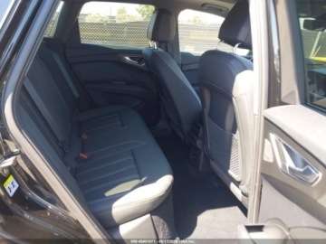 Audi Q4 2023 Audi Q4 e-tron E-Tron Premium Plus 50 Quattro 2023 Elektryczny 295KM, zdjęcie 13