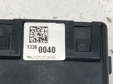 HNÍZDO USB OPEL ASTRA J 13360040