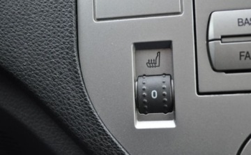 Ford Kuga I 2.0 Duratorq TDCi 140KM 2011 Ford Kuga 2.0 TDCI INDIVIDUAL 4x4 Skora Grz. fotele 2.0 Diesel 140KM, zdjęcie 28