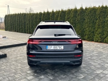 Audi Q8 SUV 3.0 55 TFSI 340KM 2019 Audi Q8 3.0 Benz Quattro Bogate Wyposazenie 3.0 Benzyna 340KM, zdjęcie 7