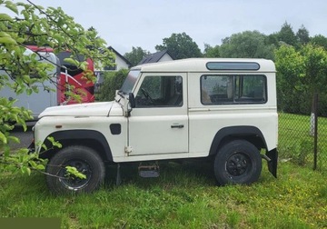 Land Rover Defender I 1988 Land Rover Defender 2.5d 86KM 1988r 6 osobowy, zdjęcie 2