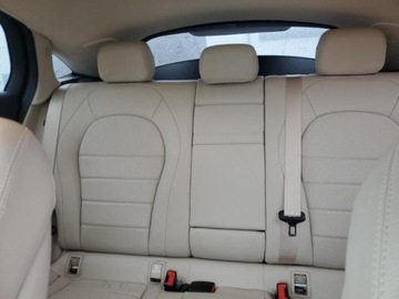 Mercedes GLC C253 2021 Mercedes-Benz GLC 2021 Mercedes-Benz GLC GLC 300 4MATIC Coupe 2.0 Benzyna, zdjęcie 9