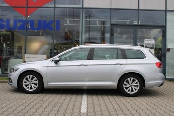 Volkswagen Passat B8 Variant Facelifting 2.0 TDI SCR 150KM 2022 Volkswagen Passat BUSINESS, zdjęcie 7