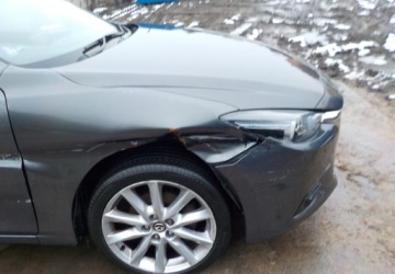 Mazda 3 III Hatchback Facelifting 2.0 SKYACTIV-G I-ELOOP 165KM 2018 Mazda 3 Okazja 2.0 Benzyna 165KM, zdjęcie 13