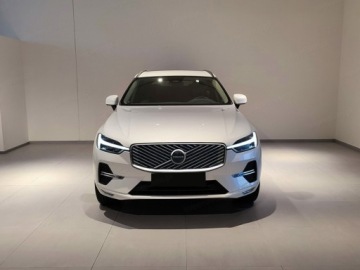 Volvo XC60 II 2026 VOLVO XC60 B5 AWD Core Suv 2.0 (264KM) 2026, zdjęcie 2