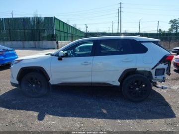 Toyota RAV4 V 2022 Toyota RAV4 2022 Toyota RAV4 Hybrid SE AWD 2.5 Hybryda 176KM, zdjęcie 3