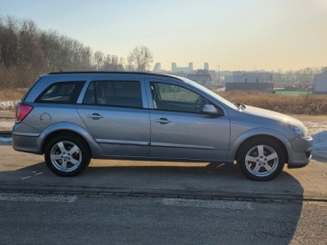 Opel Astra H Kombi 1.6 Twinport ECOTEC 105KM 2005 Opel Astra H 1,6 105 KM Klima Komputer Super Stan, zdjęcie 5
