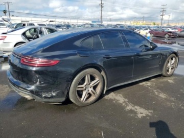 Porsche Panamera II Liftback 3.0 330KM 2018 Porsche Panamera 4 2018 3.0 Benzyna 330KM, zdjęcie 3
