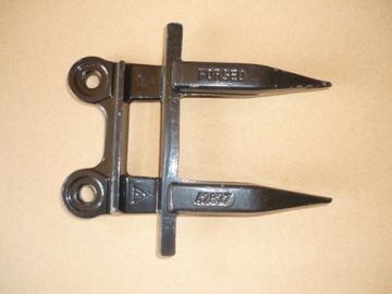 ДВОЙНОЙ ШТЫК CLAAS 676235 RASSPE