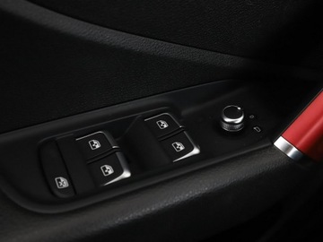 Audi Q2 SUV 1.4 TFSI COD Ultra 150KM 2017 Audi Q2 GRATIS! Pakiet Serwisowy o wartości 1000, zdjęcie 32