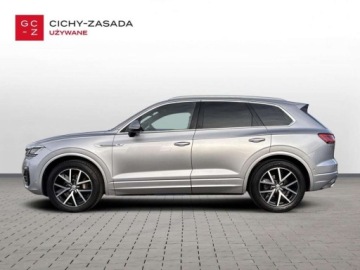 Volkswagen Touareg III SUV 3.0 V6 SCR TDI 286KM 2018 Volkswagen Touareg R-Line DCC Matrix LED Tempomat ACC Panorama Serwis, zdjęcie 1