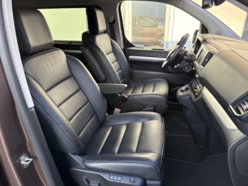 Toyota Proace II Furgon Medium 2.0 D-4D 177KM 2023 Toyota PROACE VERSO 2.0 D4-D Long VIP 2.0 D4-D Lon, zdjęcie 7