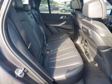 BMW X5 G05 2021 BMW X5 M50i 2021 4.4l 4.4 Benzyna 523KM, zdjęcie 11