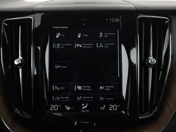 Volvo XC60 II Crossover T8 Twin Engine 390KM 2020 Volvo XC 60 FV23% Plug-In panorama Navi Kamera, zdjęcie 23