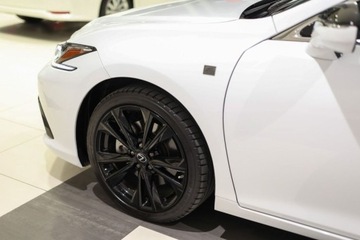 Lexus ES VII (XV70) Sedan Facelifting 300h 218KM 2023 Lexus ES 300h F Sport Design 2.5 Hybryda 218KM, zdjęcie 27