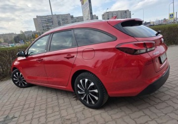 Hyundai i30 III Wagon 1.6 CRDI 115KM 2019 Hyundai i30 Wzorowy Navi - Klimatronik - Kamera - Zarejestrowany, zdjęcie 3