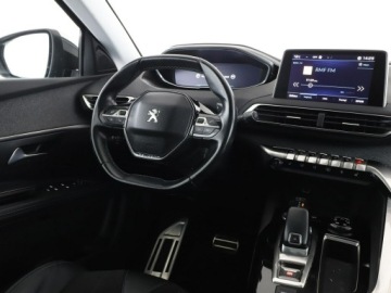 Peugeot 5008 II Crossover 1.6 THP 165KM 2018 Peugeot 5008 7 os. automat full LED, zdjęcie 15