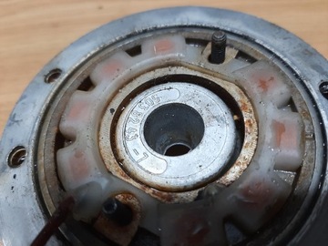 НАБОР КРЫШЕК ЗАЖИГАНИЯ НА МАГНИТНОЕ КОЛЕСО HUSQVARNA 350 MAGNETO