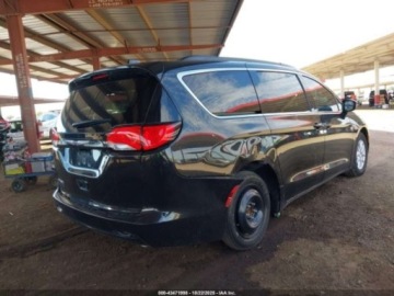 Chrysler Voyager V 2020 Chrysler Voyager 2020 r.,3,6L LXI 3.6 Benzyna 287KM, zdjęcie 9