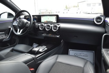 Mercedes CLA C118/X118 Shooting Brake 2.0 200d 150KM 2022 Mercedes-Benz CLA Pol-SkoraGrzaneFotele NaviKamera Asystenty Full-Led, zdjęcie 11