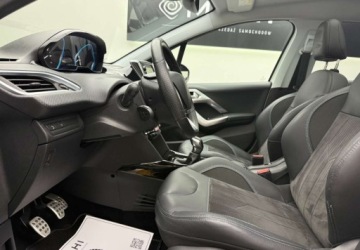 Peugeot 2008 I SUV Facelifting 1.2 PureTech 110KM 2017 Peugeot 2008 Crossway Panorama Kamera Navi Zamiana Raty Gwaranjcja 1.2, zdjęcie 24