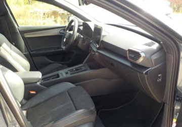 Cupra Leon II Hatchback 1.5 eTSI MHEV 150KM 2023 Cupra Leon Okazja 1.5 Benzyna 150KM, zdjęcie 14