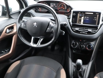 Peugeot 208 I Hatchback 3d 1.2 VTI 82KM 2013 Peugeot 208 1.2 PureTech, Klima, Tempomat, zdjęcie 6