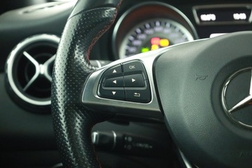 Mercedes GLA I Off-roader 1.6 200 156KM 2016 Mercedes GLA GLA 200, Salon Polska, Serwis ASO, zdjęcie 16