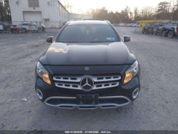 Mercedes GLA I 2019 Mercedes-Benz GLA 2019r., 250, od ubezpieczalni 2.0 Benzyna 209KM, zdjęcie 1