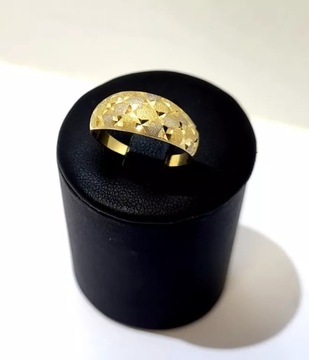 ЧУДЕСНОЕ ЗОЛОТОЕ КОЛЬЦО 585 3,23 Г R20