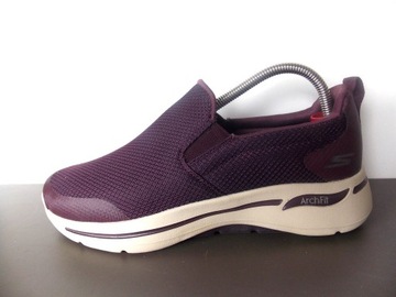 SKECHERS AIR COOLED ARCH FIT 40 - 26 CM