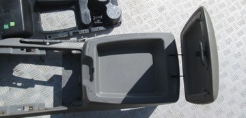 ПОДЛОКОТНИК ЦЕНТРАЛЬНОГО ТУННЕЛЯ KIA SORENTO I