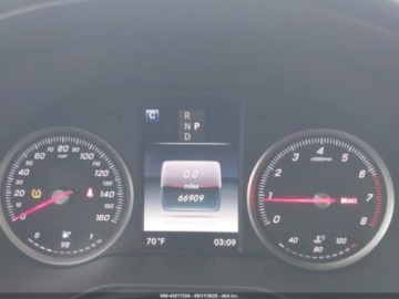 Mercedes GLC C253 2017 Mercedes-Benz GLC 2017 r., 2,0L 300 COUPE 4MATIC 2.0 Benzyna 241KM, zdjęcie 6