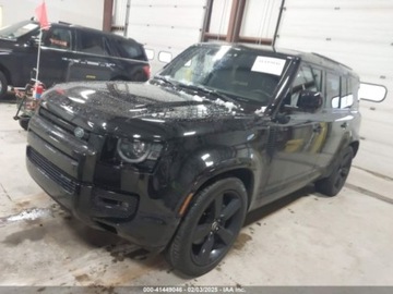 Land Rover Defender IV (L663) 2022 Land Rover Defender 110 X-Dynamic Se 2022 3.0l 3.0 Benzyna 395KM, zdjęcie 6