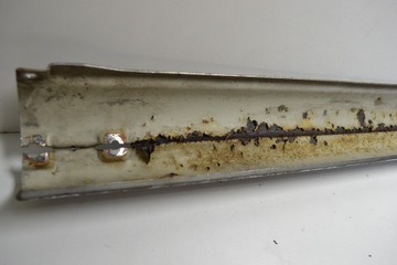 Mercedes W123 Центр длинного заднего бампера