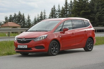 Opel Zafira C Tourer Facelifting 1.4 Turbo 140KM 2017 Opel Zafira 1.4Turbo automat doinwestowany 7 osobo, zdjęcie 1