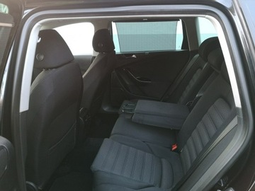 Volkswagen Passat B6 Variant 2.0 TDI PD-DPF 140KM 2007 Volkswagen Passat 2.0 TDI 8V 140KM Klimatronic, zdjęcie 16