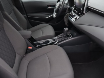 Toyota Corolla XII Sedan 1.5 VVT-i 125KM 2022 Toyota Corolla 1.5 VVT-i, Salon Polska, zdjęcie 8