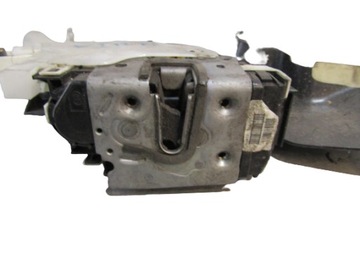 ZAMEK DRZWI PRAWY PRZÓD MERCEDES W212 2127230408