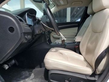 Chrysler 300C II 2021 Chrysler 300 Touring 2021 3.6l 3.6 Benzyna 292KM, zdjęcie 7