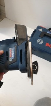 ШЛИФОВАЛЬНАЯ МАШИНА BOSCH GSS 18V-10