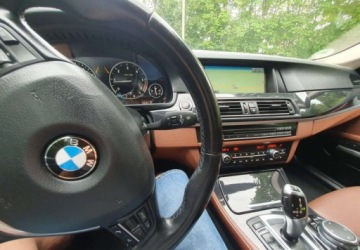 BMW Seria 5 F10-F11 Touring Facelifting 525d 218KM 2016 BMW Seria 5 BMW Seria 5 525d xDrive Sport-Aut Luxury Line 2.0 Diesel 218KM, zdjęcie 9