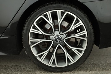 Kia Stinger Liftback 2.0 T-GDI 255KM 2017 Kia Stinger 2.0 T-GDI, Salon Polska, Serwis ASO, zdjęcie 11
