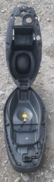 SEAT + багажник все красиво Piaggio NEW Typhoon 2T 50