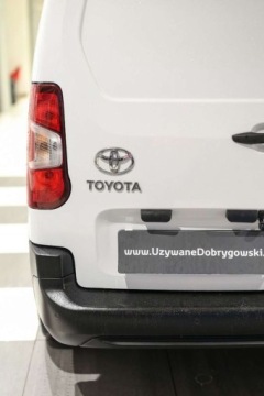 Toyota 2024 Toyota Proace City City 1.5 D-4D Long 2,4t Active 1.5 Diesel 102KM, zdjęcie 29