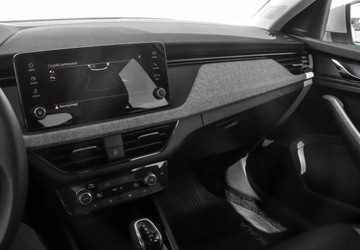 Skoda Scala Hatchback Facelifting 1.0 TSI 115KM 2024 Skoda Scala 1.0 TSI , 116KM, Autoalarm, Asystent pasa ruchu, Reflektory LED, zdjęcie 17
