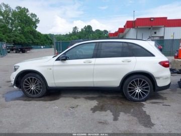 Mercedes GLC C253 2018 Mercedes-Benz GLC 43 AMG 4Matic 2018 3.0l 3.0 Benzyna 362KM, zdjęcie 3